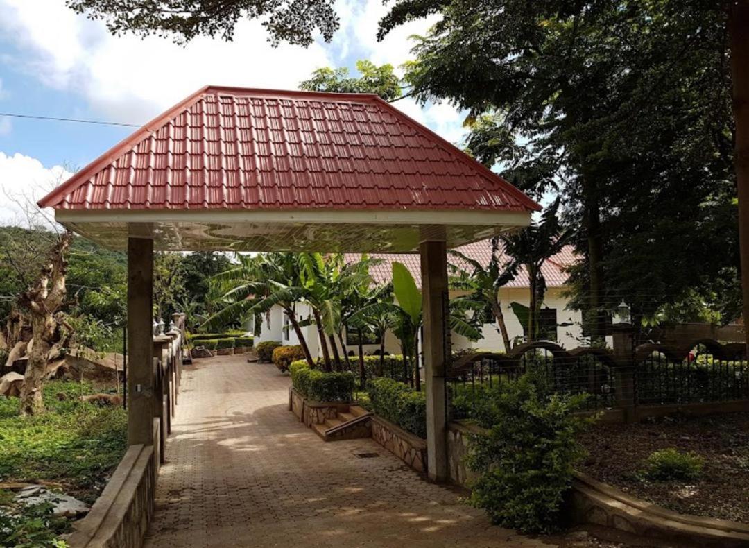 Parkbridge Resort Mto wa Mbu Ngoại thất bức ảnh