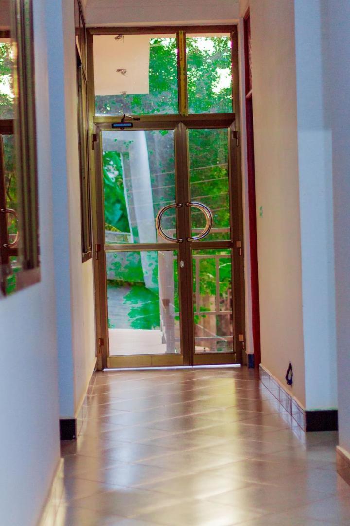 Parkbridge Resort Mto wa Mbu Ngoại thất bức ảnh