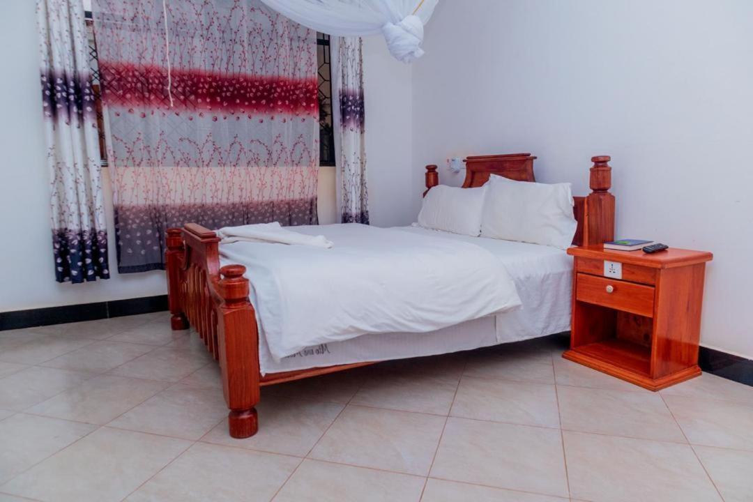 Parkbridge Resort Mto wa Mbu Ngoại thất bức ảnh