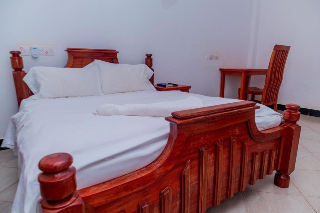 Parkbridge Resort Mto wa Mbu Ngoại thất bức ảnh