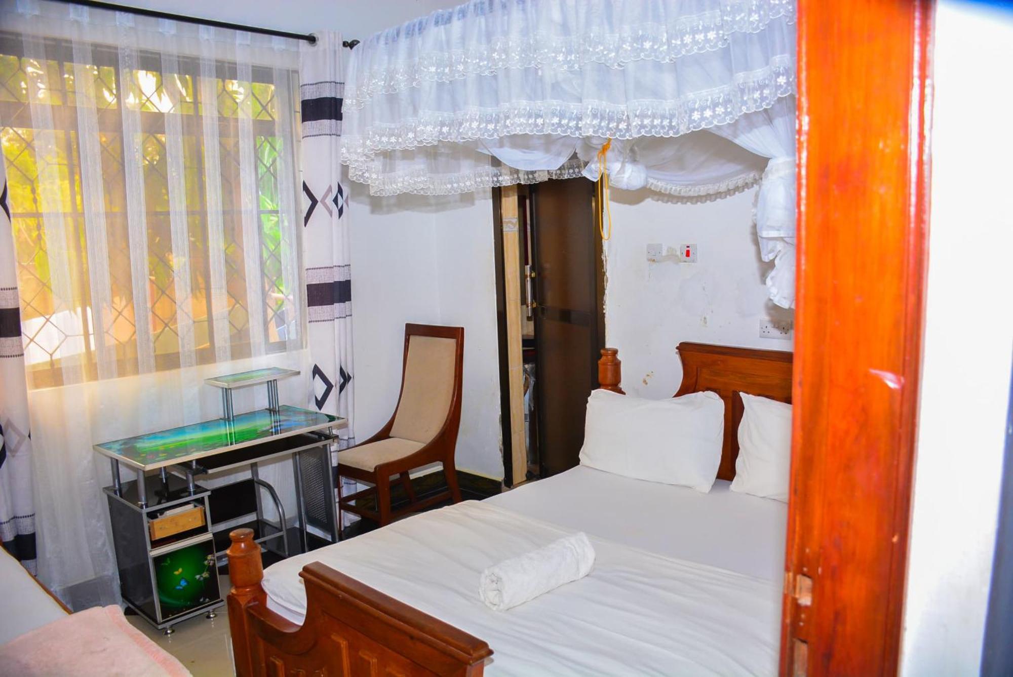Parkbridge Resort Mto wa Mbu Ngoại thất bức ảnh