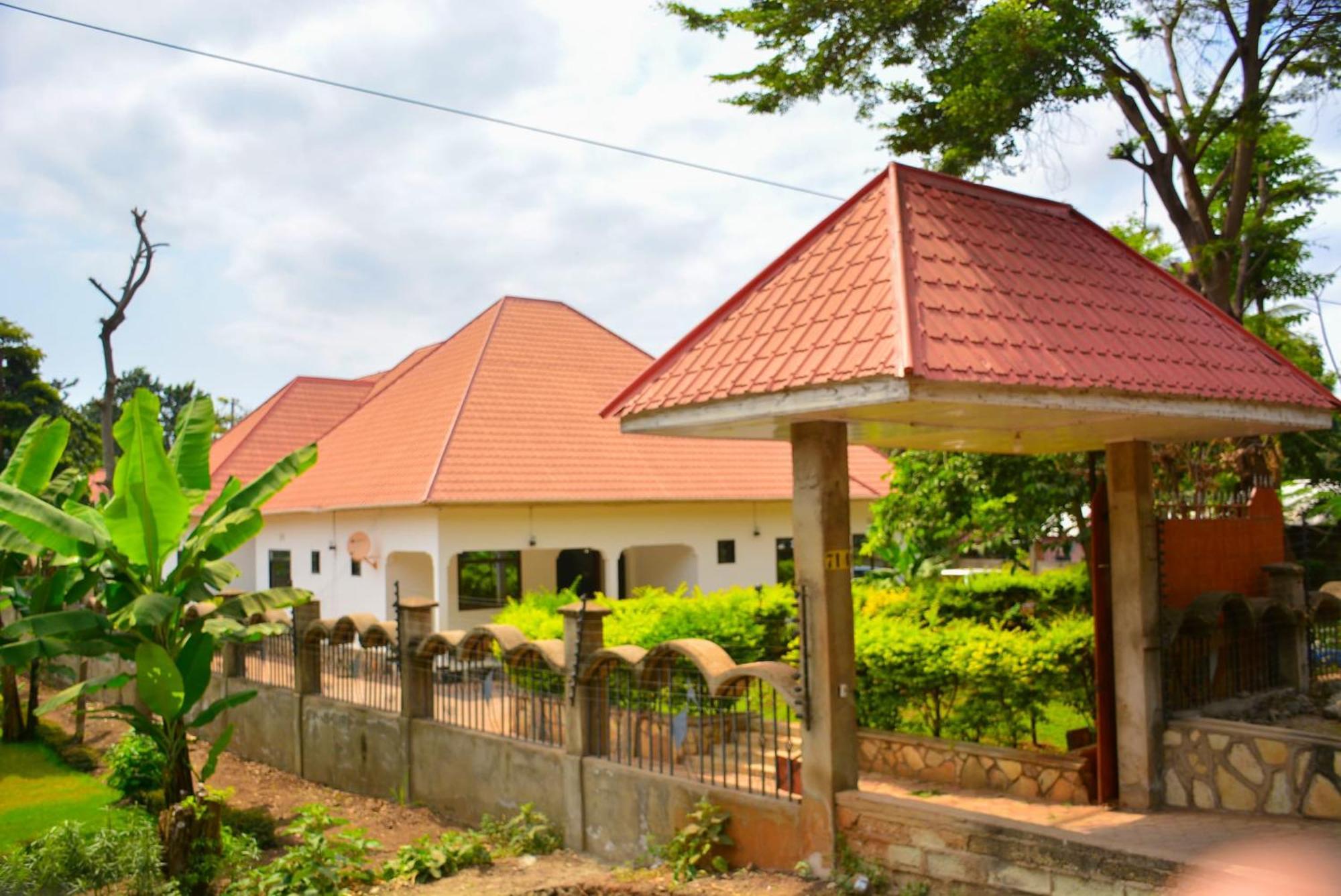 Parkbridge Resort Mto wa Mbu Ngoại thất bức ảnh